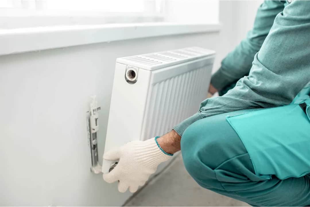 Jak wymienić grzejnik w bloku bez zbędnych problemów i kosztów