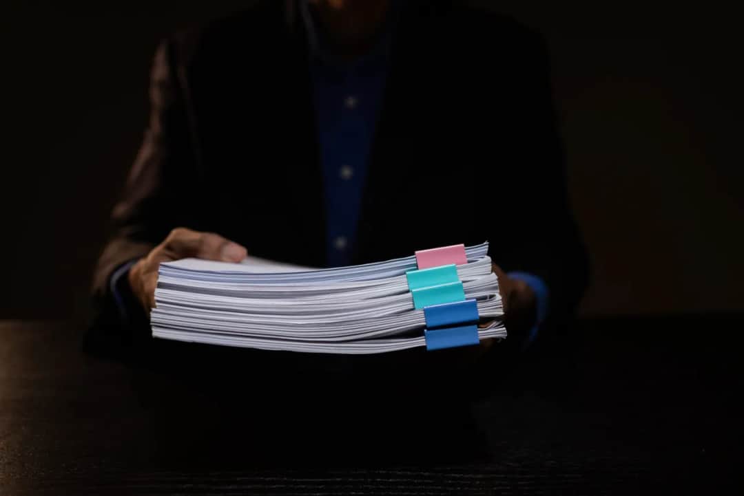 Jak sprawdzić wpis hipoteki do księgi wieczystej i uniknąć problemów z nieruchomością