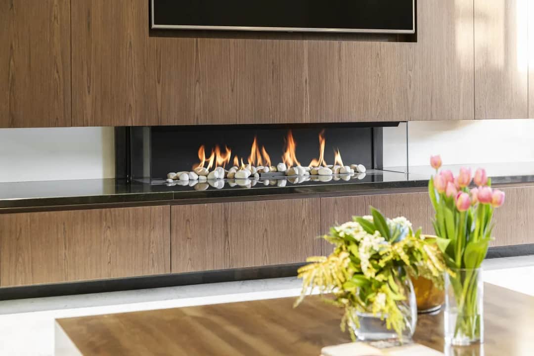 Czy biokominek ogrzeje mieszkanie? Odkryj jego ograniczenia i możliwości