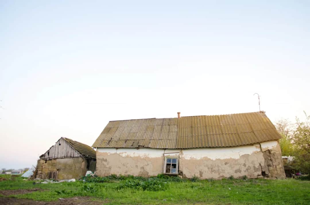 Ile kosztuje przekształcenie budynku gospodarczego na mieszkalny? Sprawdź!