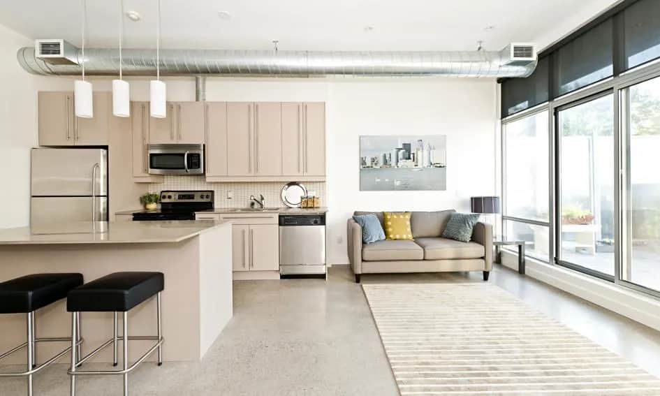 Ile zarabia się na wynajmie mieszkania? Sprawdź realne zyski!